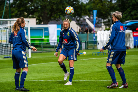 Anna Anvegård , Fridolina Rolfö and Lina Hurtig of