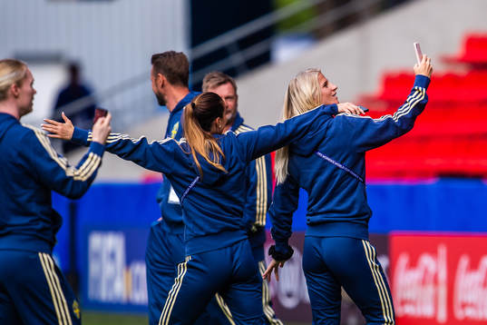 Kosovare Asllani and Sofia Jakobsson of Sweden