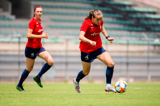 Ingrid Syrstad Engen and Guro Reiten of Norway