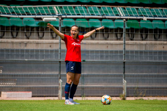 Guro Reiten of Norway celebrates