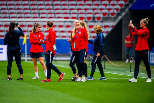 Maren Nævdal Mjelde, Isabell Lehn Herlovsen, Maria