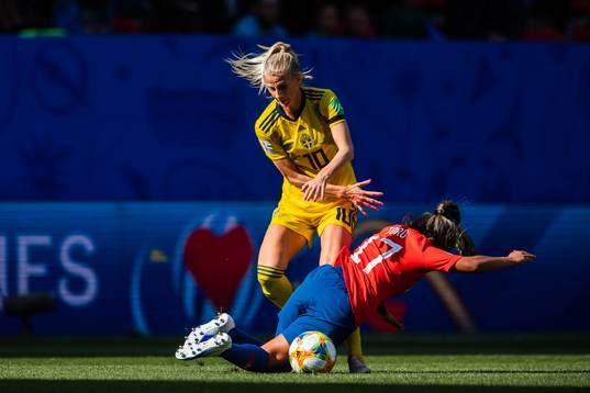 Sofia Jakobsson of Sweden and Javiera Paz Toro Ibarra of
