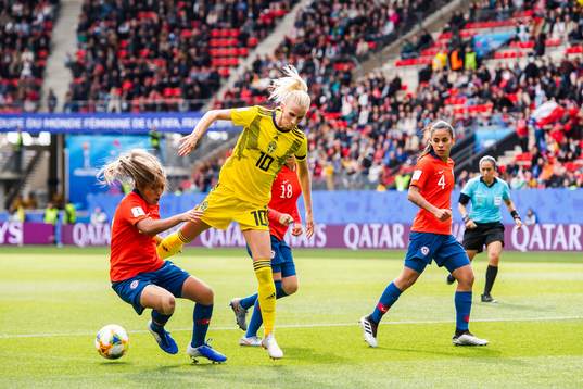 Javiera Paz Toro Ibarra of Chile and Sofia Jakobsson of