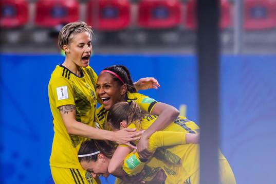 Lina Hurtig, Madelen Janogy and Kosovare Asllani of Sweden