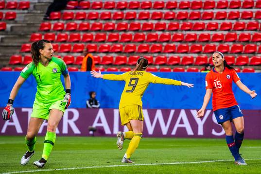 Kosovare Asllani of Sweden celebrates