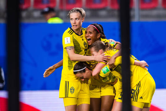 Lina Hurtig , Madelen Janogy , Kosovare Asllani and Anna