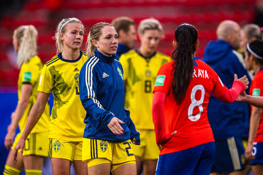Hanna Glas and Elin Rubensson of Sweden celebrate