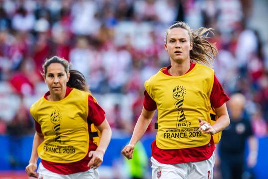Ingrid Moe Wold and Caroline Graham Hansen of Norway