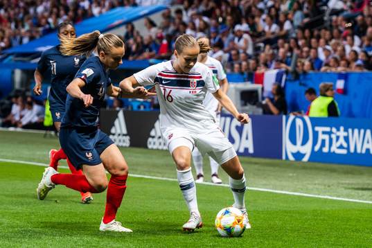 Marion Torrent of France and Guro Reiten of Norway
