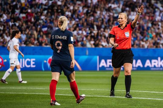 Referee Bibiana Steinhaus