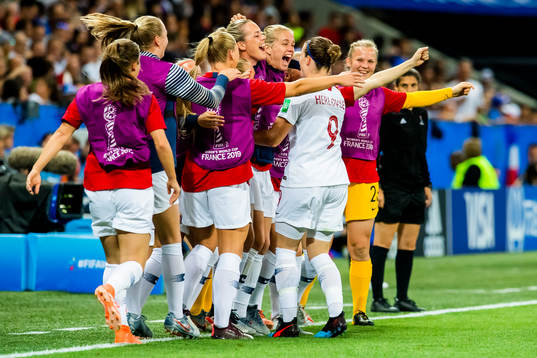 Isabell Lehn Herlovsen of Norway celebrates with her