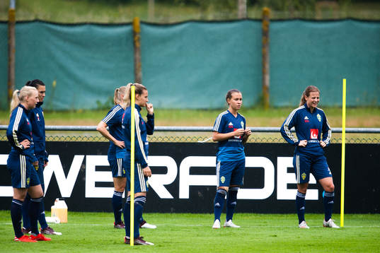 Stina Blackstenius , Nathalie Björn , Julia Zigiotti Olme