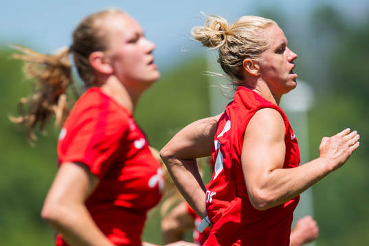 Frida Leonhardsen Maanum and Elise Hove Thorsnes of Norway
