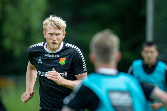 Gais spelare Carl Nyström