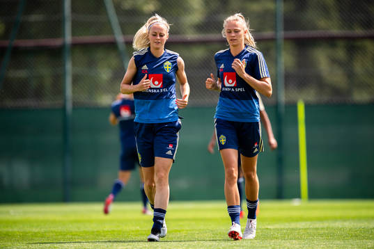 Amanda Ilestedt and Fridolina Rolfö of Sweden