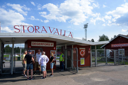 Exteriör av Stora Valla i Degerfors