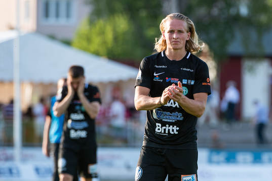 Västerås Douglas Karlberg deppar