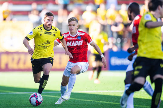 Eirik Wichne of Start and Martin Vinjor of Kongsvinger