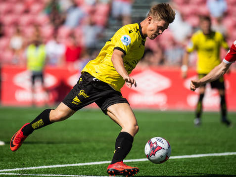 Mathias Idsøe Bringaker of Start