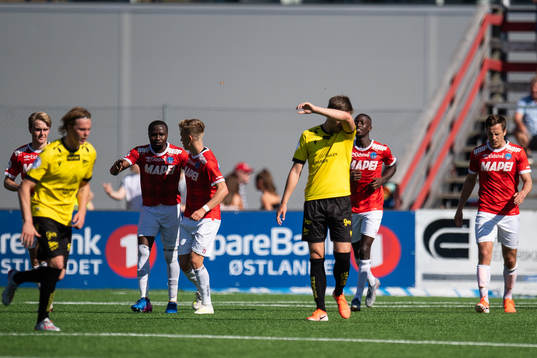 Espen Hammer Berger of Start looks dejected while players