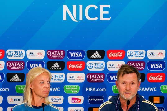 Caroline Seger and Peter Gerhardsson, Head coach of Sweden