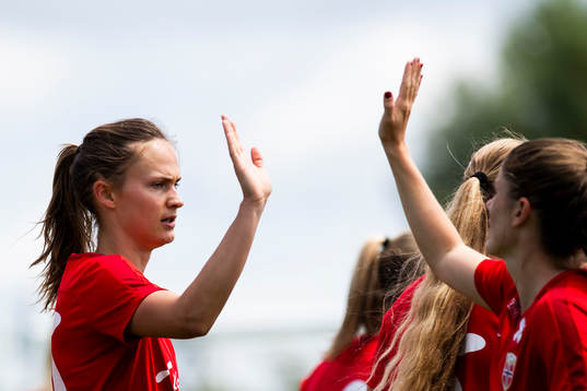 Caroline Graham Hansen and Maren Nævdal Mjelde of Norway