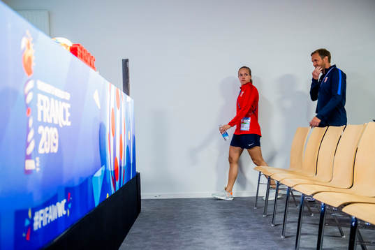 Guro Reiten of Norway and Martin Sjögren, head coach of