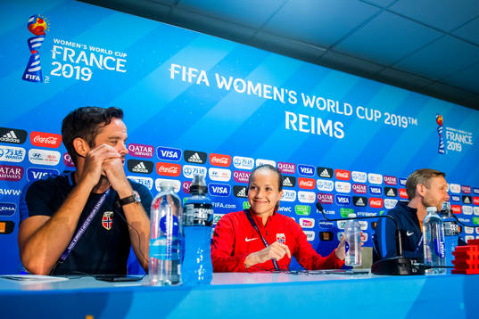 Terje Skeie, head of media of Norway, Guro Reiten of Norway