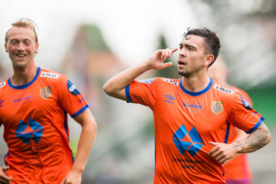 Niklas Castro of Aalesund celebrates