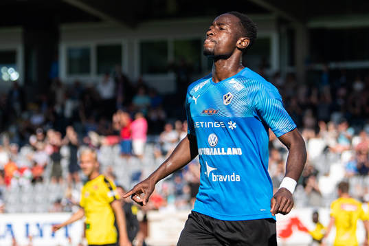 Halmstads Sadat Karim jublar