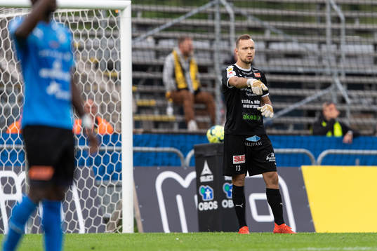 Mjällbys målvakt Carl-Johan Eriksson