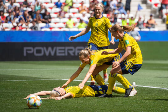 Linda Sembrant, Magdalena Eriksson  and Anna Anvegård cof