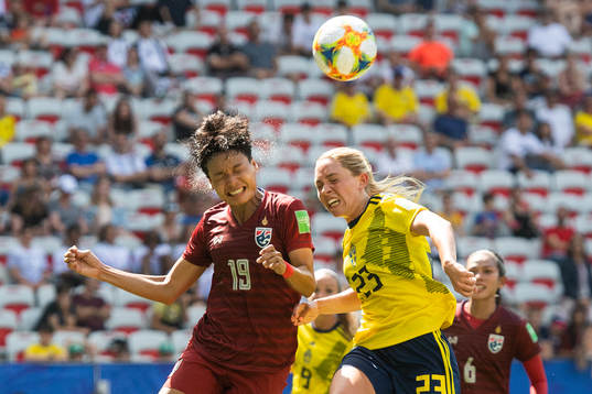 Pitsamai Sornsai of Thailand and Elin Rubensson of Sweden