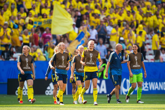 Amanda Ilestedt and Fridolina Rolfö of Sweden