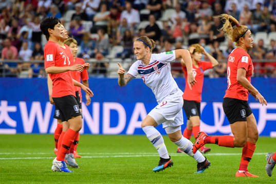 Isabell Lehn Herlovsen of Norway celebrates