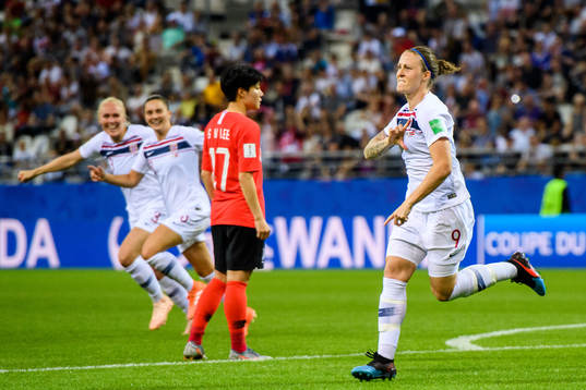 Isabell Lehn Herlovsen of Norway celebrates