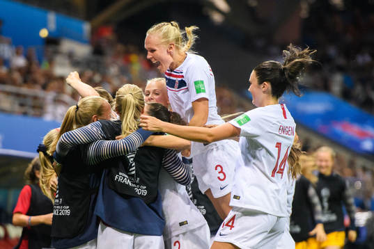 Isabell Lehn Herlovsen of Norway celebrates with team mates