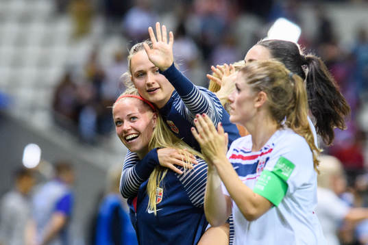 Caroline Graham Hansen and Therese Sessy Åsland of Norway
