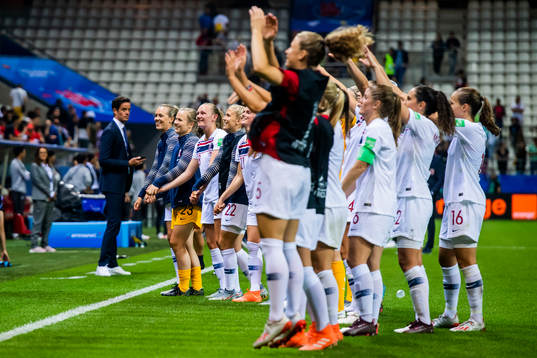 Stine Hovland, goalkeeper Oda Maria Hove Bogstad, Frida