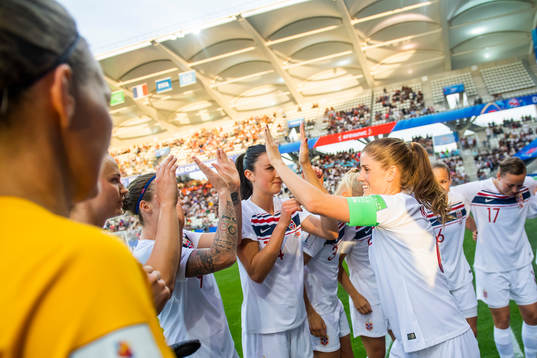 Goalkeeper Ingrid Hjelmseth, Caroline Graham Hansen,