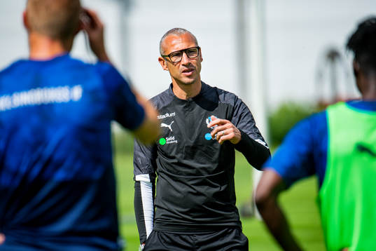 Tränare Henrik Larsson