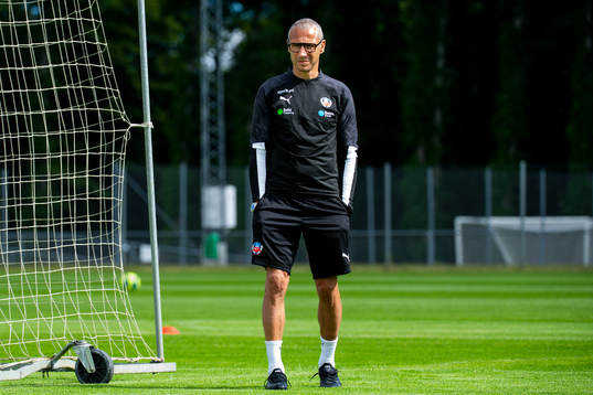 Tränare Henrik Larsson