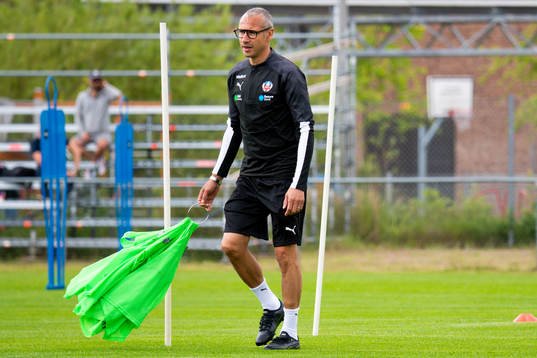 Tränare Henrik Larsson