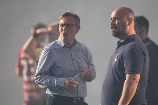 Örgrytes tränare Thomas Askebrand och GAIS tränare Bosko
