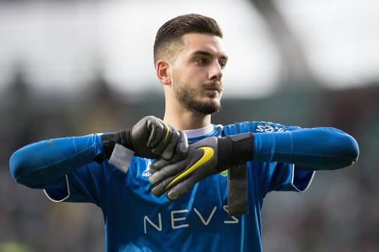 GAIS målvakt Marko Johansson deppar