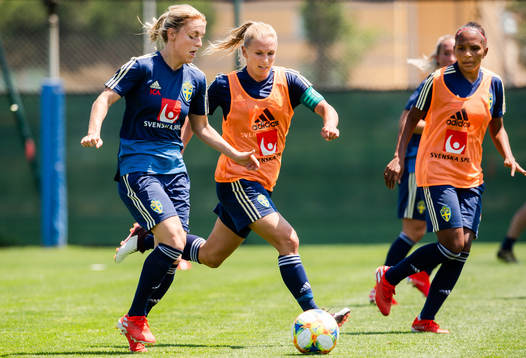 Mimmi Larsson, Jonna Andersson and Madelen Janogy of Sweden