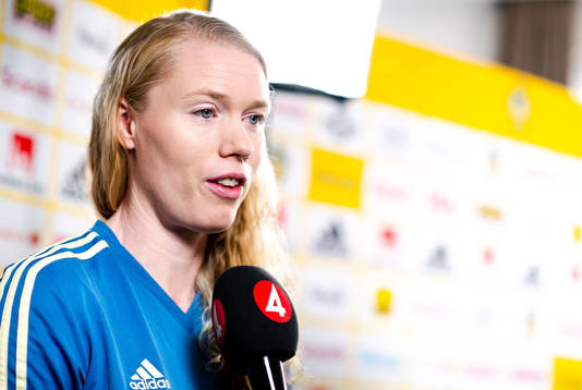 Goalkeeper Hedvig Lindahl of Sweden