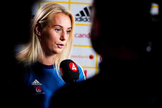 Stina Blackstenius of Sweden