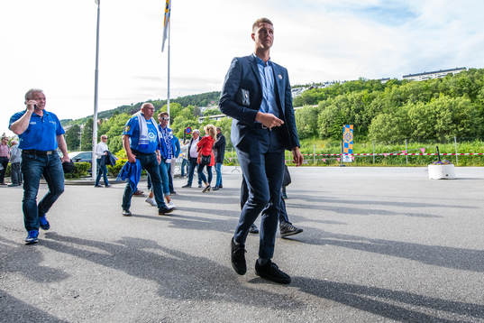 Holmbert Aron Briem Fridjonsson of Aalesund arrives