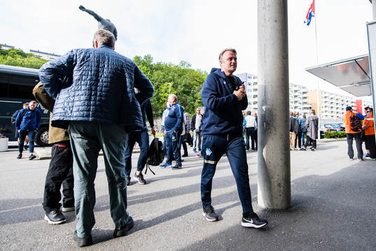 Erling Moe, head coach of Molde,  arrives